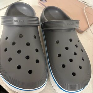 Crocs Men's Gray Clogs